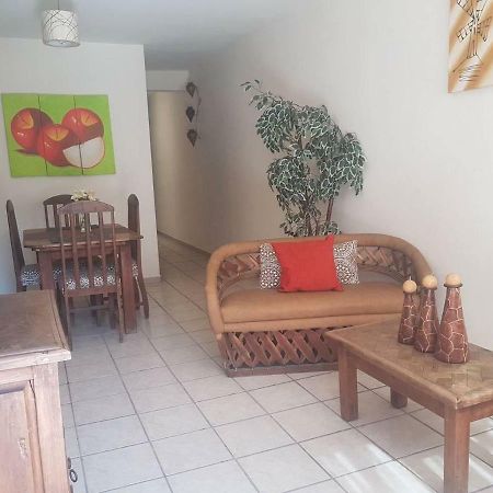 Hotel Y Suites Los Alcatraces León Zewnętrze zdjęcie